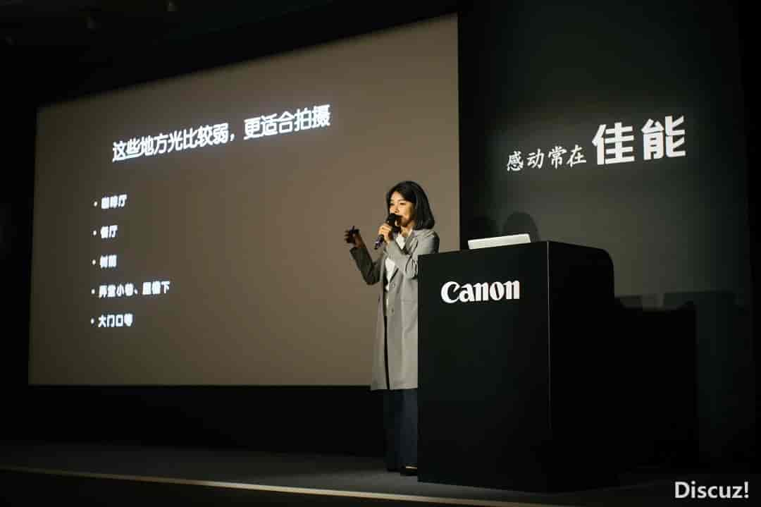 价值99元的多啦C梦:丢掉单反,用手机拍大片